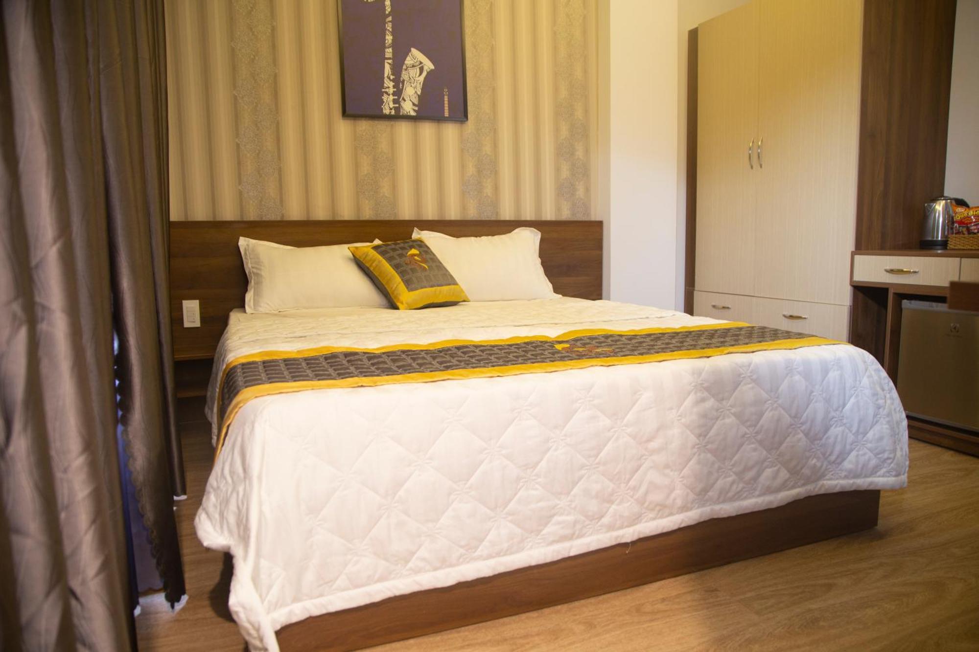 Baka Hotel - Khach San Туїхоа Екстер'єр фото