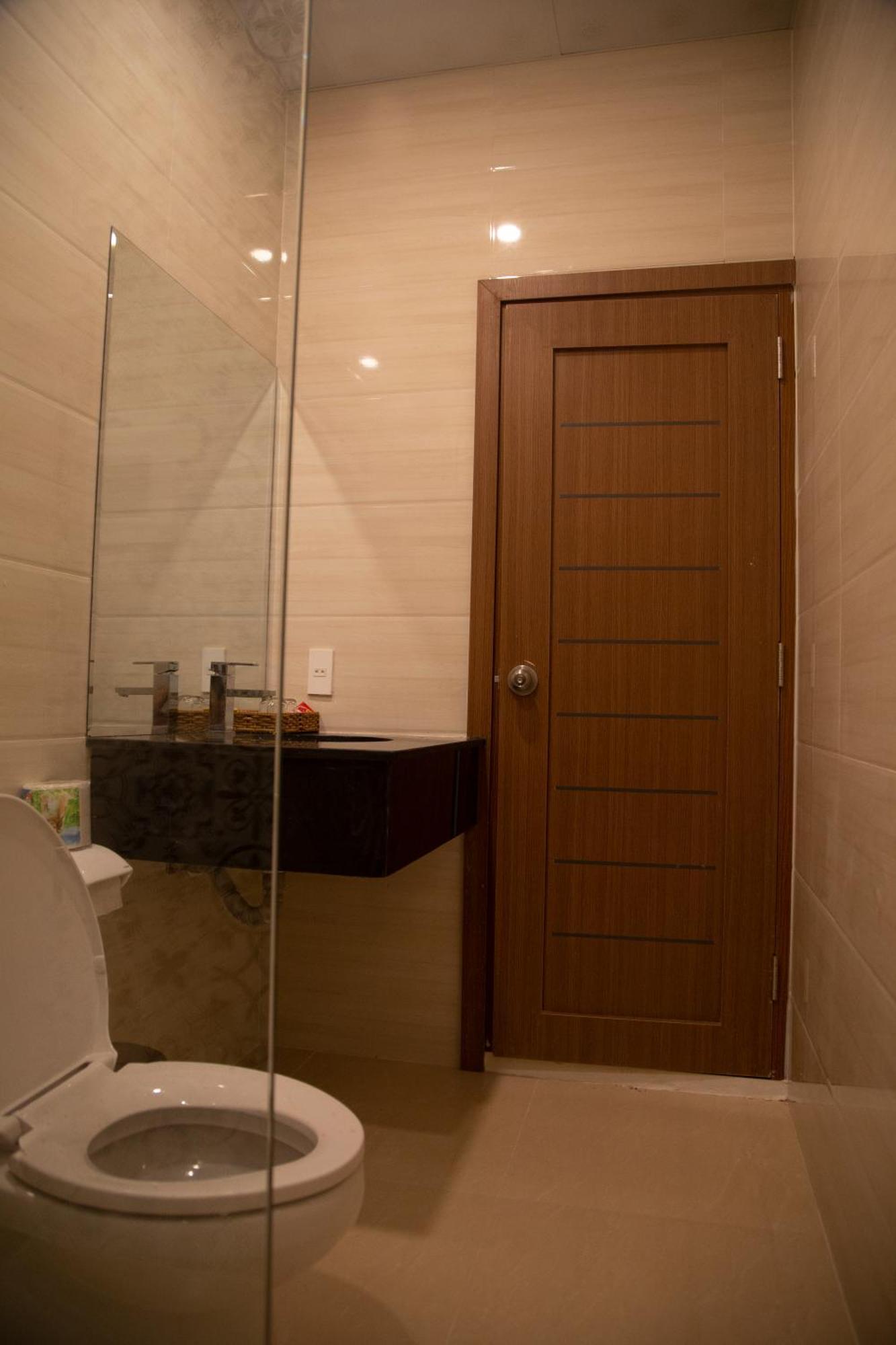 Baka Hotel - Khach San Туїхоа Екстер'єр фото